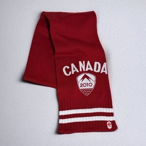 Hudson’s Bay Team Canada 2010 Olympics Scarf
